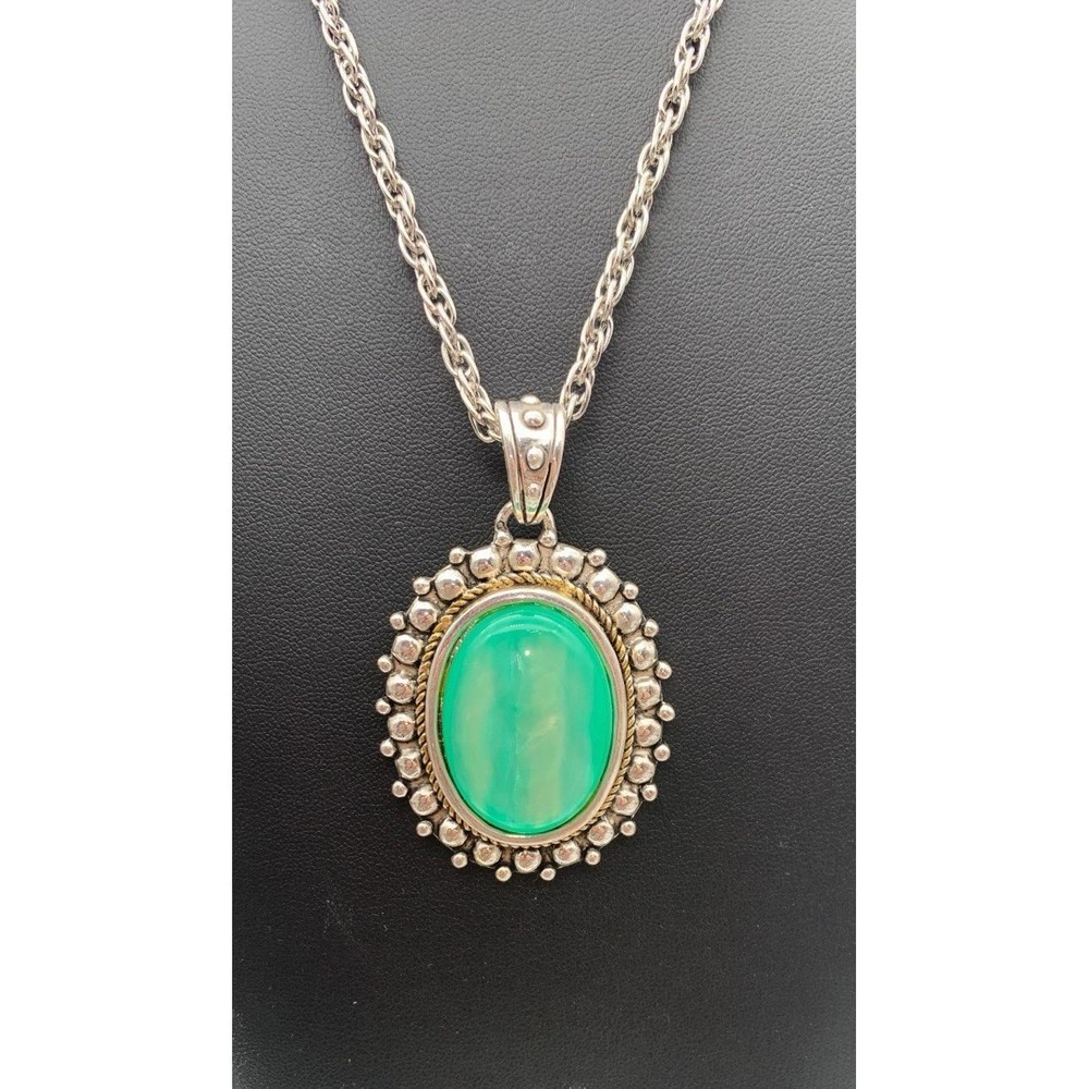 Vintage Silver Tone Chain Link Necklace W A Beautiful Iridescent Green Pendant